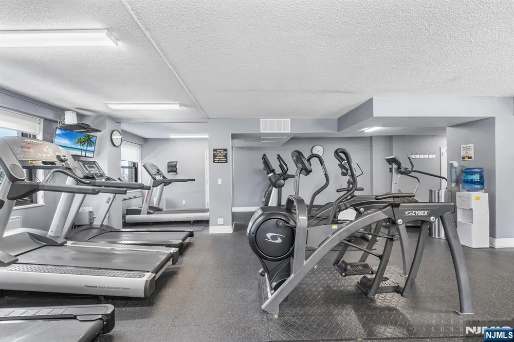 7855 Boulevard 26G North Bergen, NJ 07047