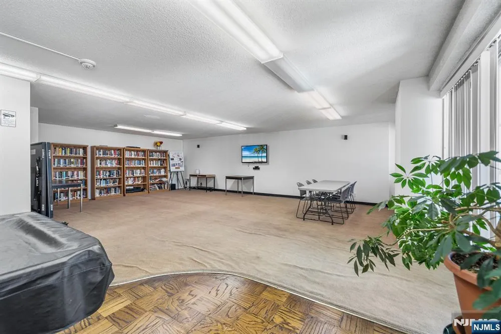 7855 Boulevard 26G North Bergen, NJ 07047