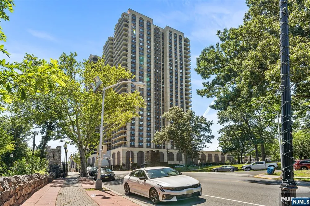 7855 Boulevard 26G North Bergen, NJ 07047