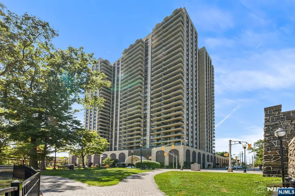 7855 Boulevard 26G North Bergen, NJ 07047