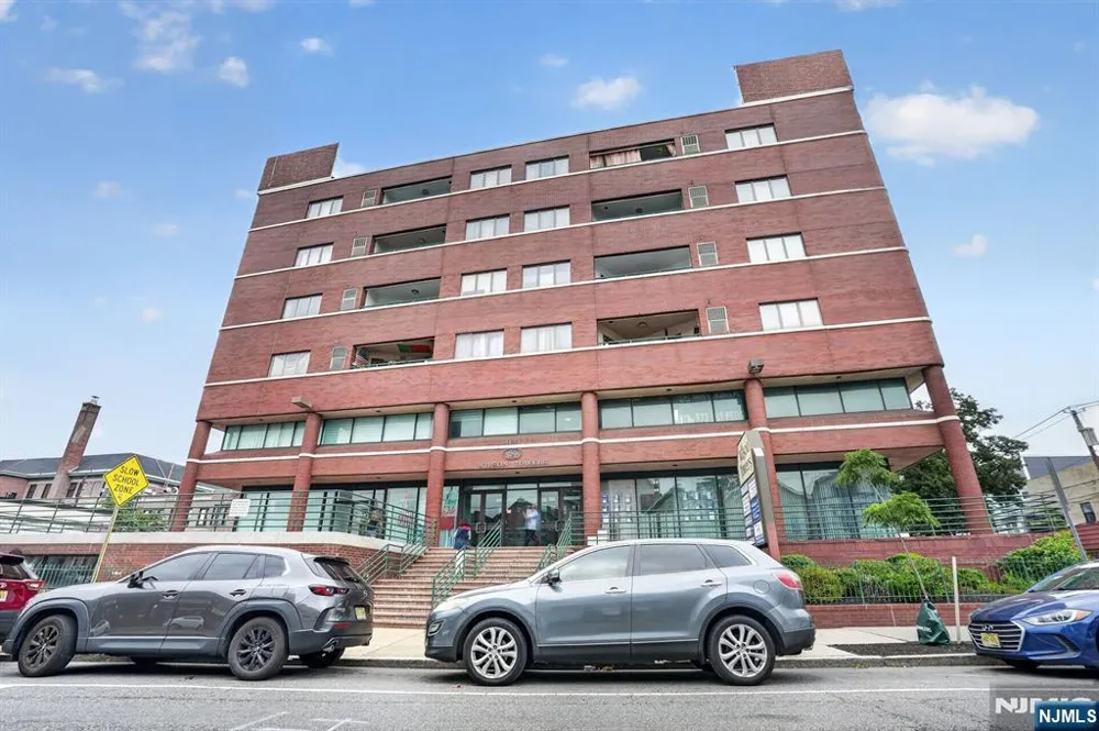 41-51 Wilson Newark, NJ 07105