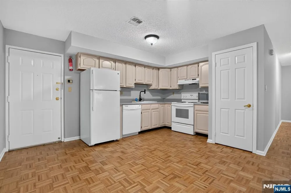 41-51 Wilson Newark, NJ 07105