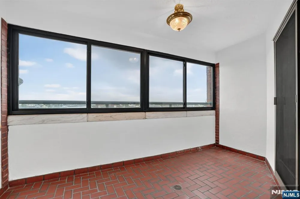 41-51 Wilson Newark, NJ 07105