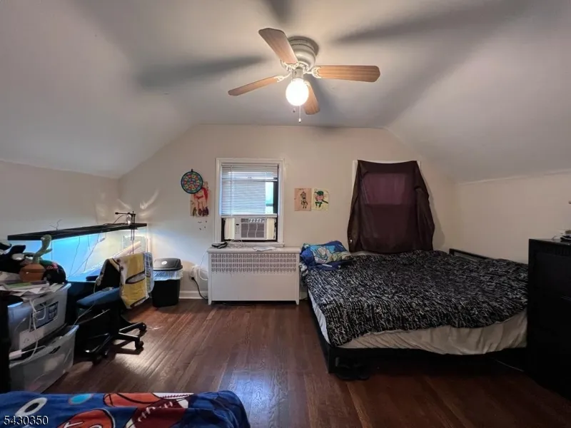 301 W Elm St Linden City, NJ 07036