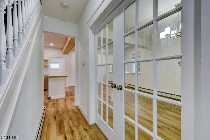 40 Grove St Elmwood Park, NJ 07407