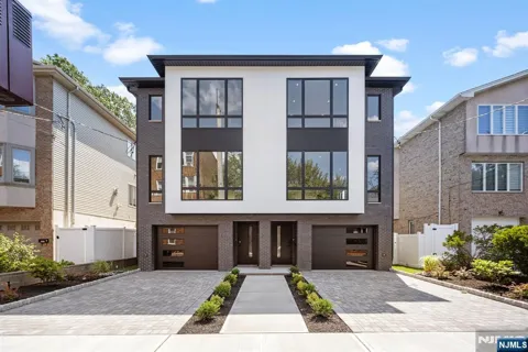 264 Grant Avenue