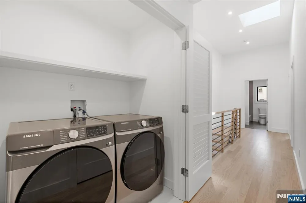 264 Grant Avenue Cliffside Park, NJ 07010