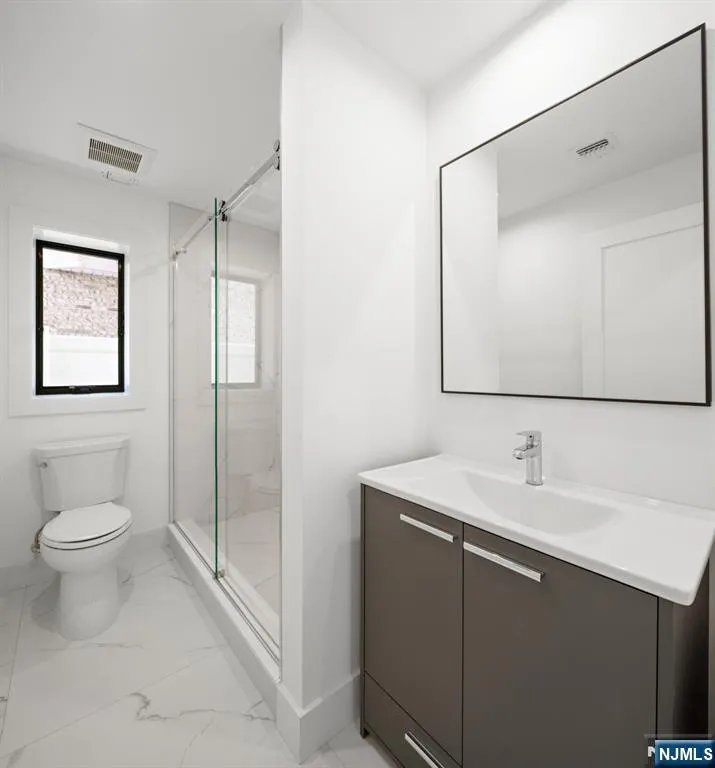 264 Grant Avenue Cliffside Park, NJ 07010