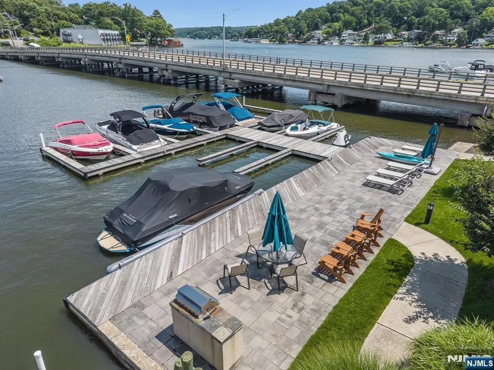 468 River Styx Hopatcong, NJ 07843