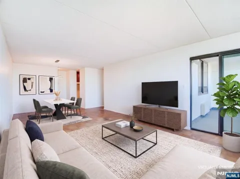 250 Gorge Road 18E
