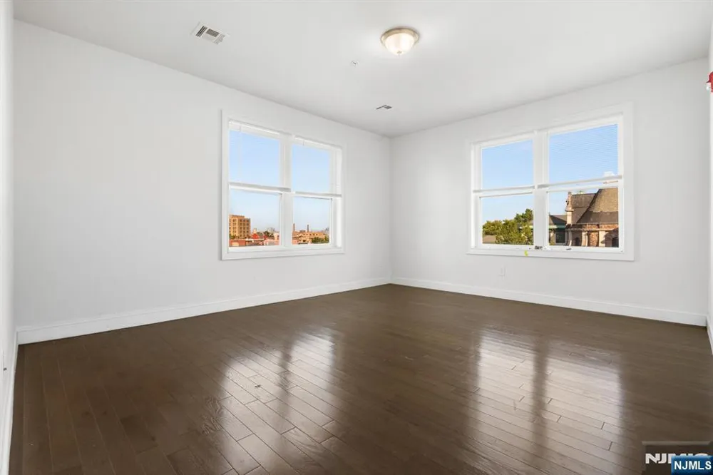 90 Clinton Avenue 407 Newark, NJ Other