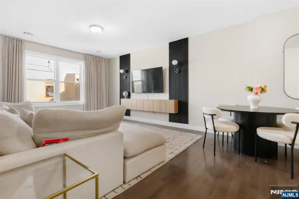 90 Clinton Avenue 407 Newark, NJ Other