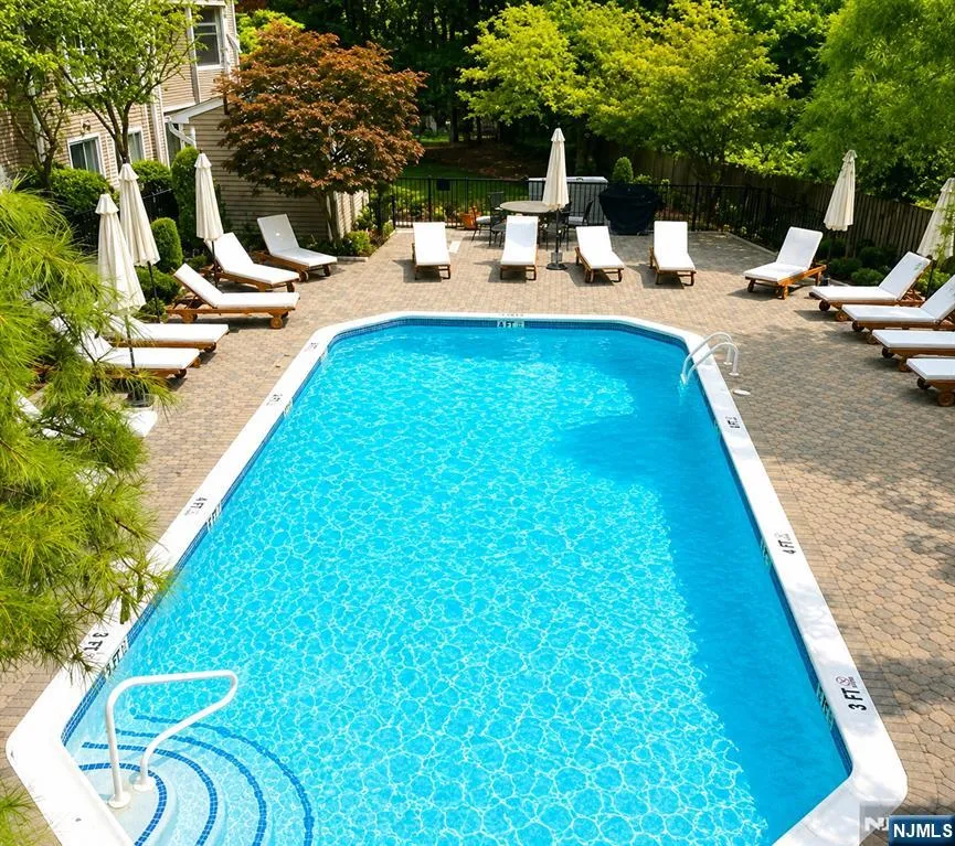 507 Windsor Drive 107 Palisades Park, NJ 07650