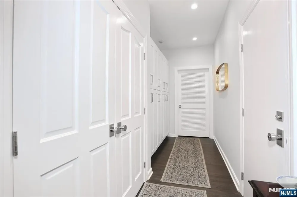 2 Normandy Court Ho-Ho-Kus, NJ 07423