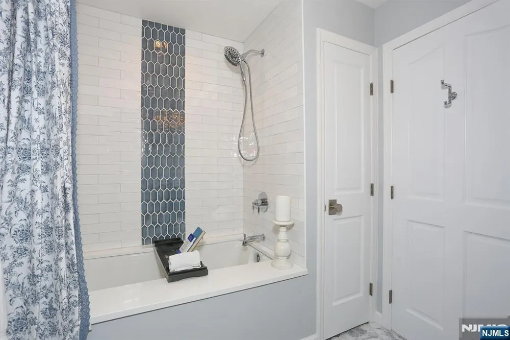 2 Normandy Court Ho-Ho-Kus, NJ 07423