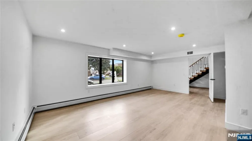 500 2nd A Palisades Park, NJ 07650