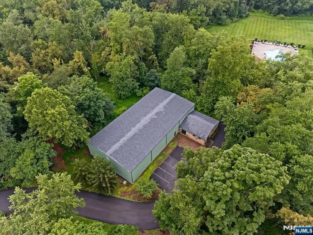 108 Saratoga Square Wayne, NJ 07470