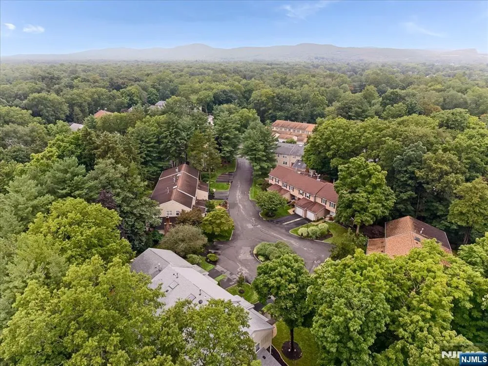 108 Saratoga Square Wayne, NJ 07470