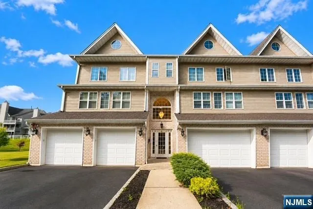 20 Mountain Avenue 4 Paterson, NJ 07501