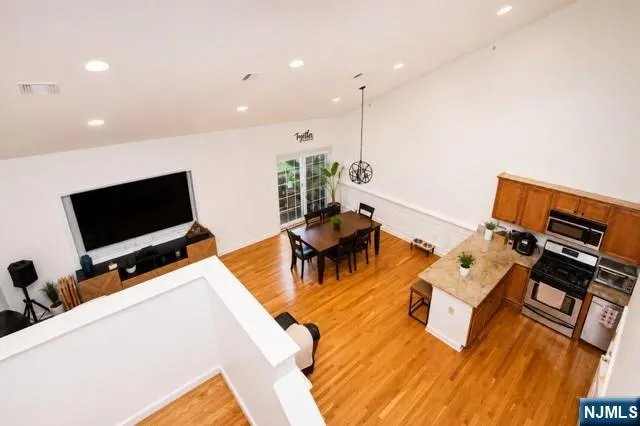 20 Mountain Avenue 4 Paterson, NJ 07501