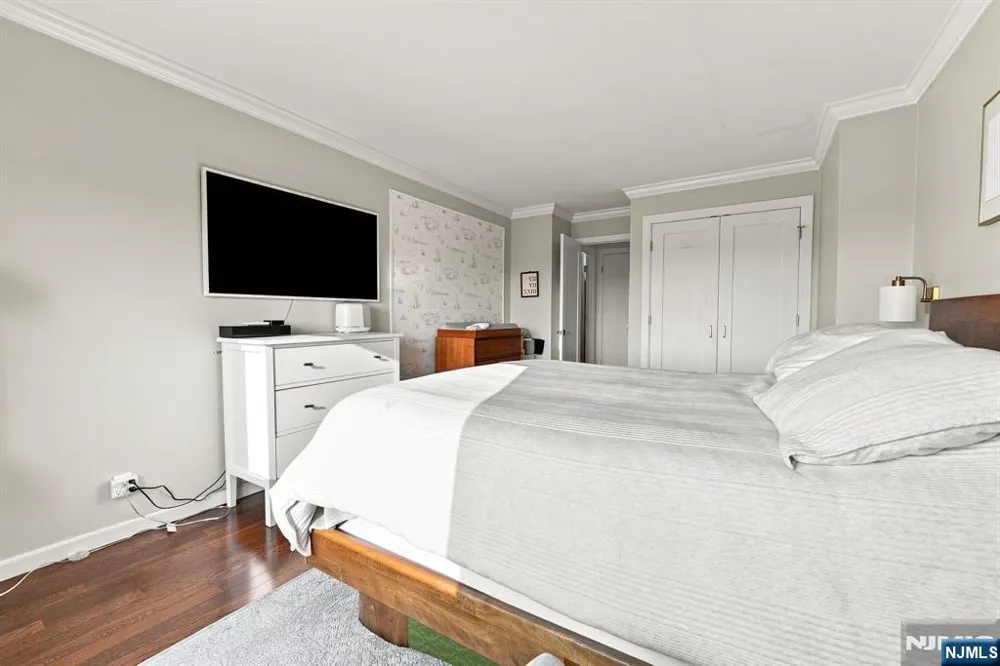 125 Prospect Avenue 18D Hackensack, NJ 07601