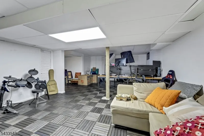 45 Kershner Pl Fair Lawn, NJ 07410