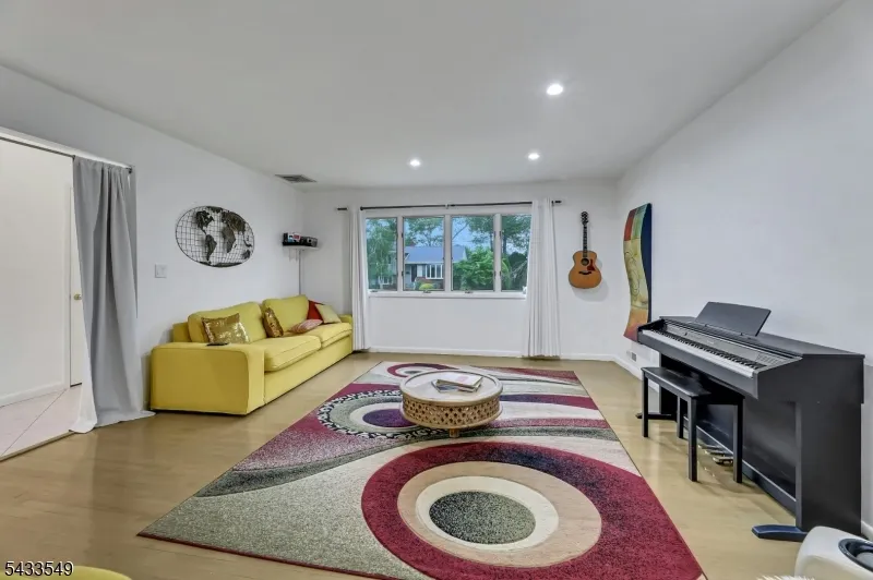 45 Kershner Pl Fair Lawn, NJ 07410