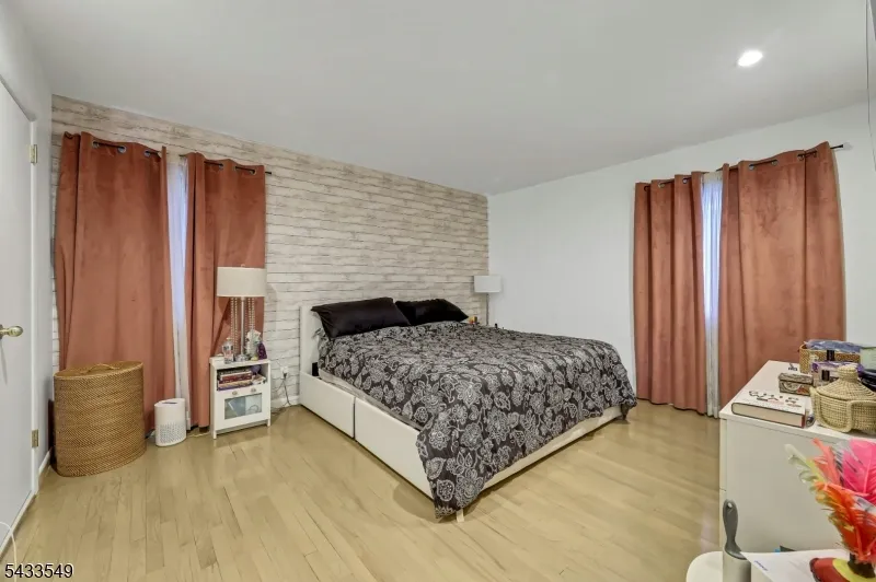 45 Kershner Pl Fair Lawn, NJ 07410