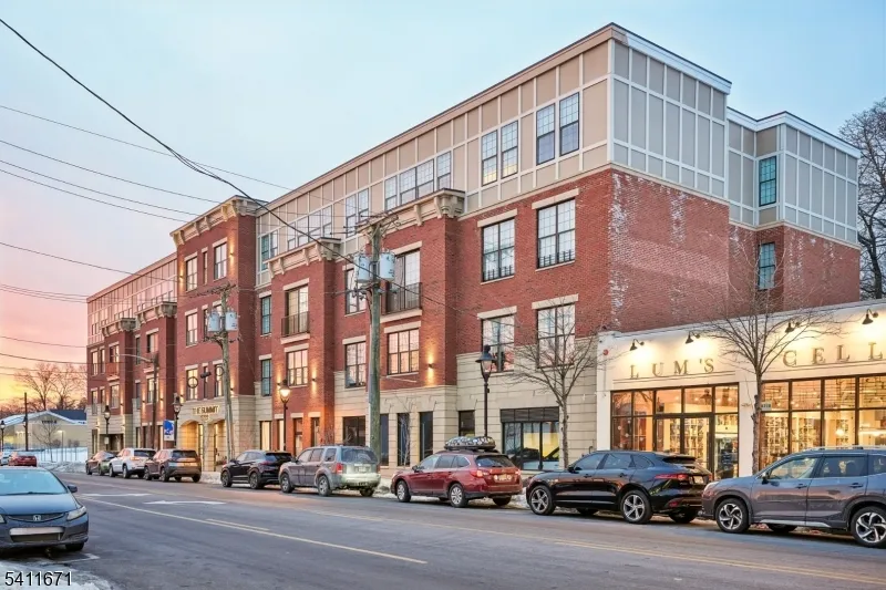 1722 Springfield Ave #302 Unit 302 Maplewood, NJ 07040