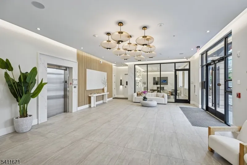 1722 Springfield Ave #302 Unit 302 Maplewood, NJ 07040