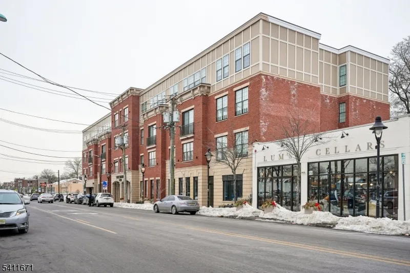 1722 Springfield Ave #302 Unit 302 Maplewood, NJ 07040