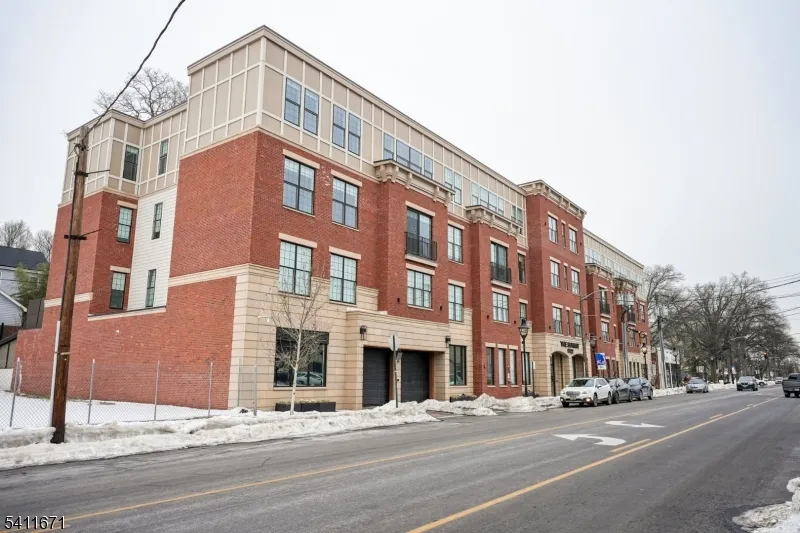 1722 Springfield Ave #302 Unit 302 Maplewood, NJ 07040