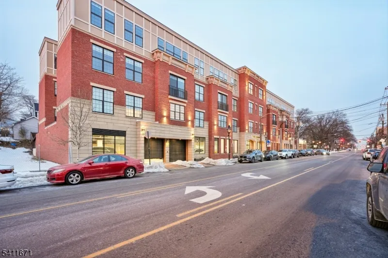 1722 Springfield Ave #302 Unit 302 Maplewood, NJ 07040