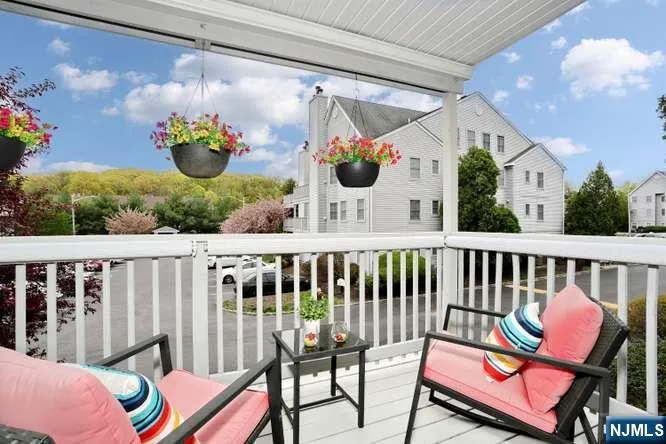101 Quartz Lane Paterson, NJ 07501