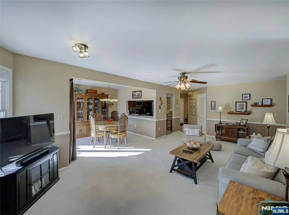 101 Quartz Lane Paterson, NJ 07501