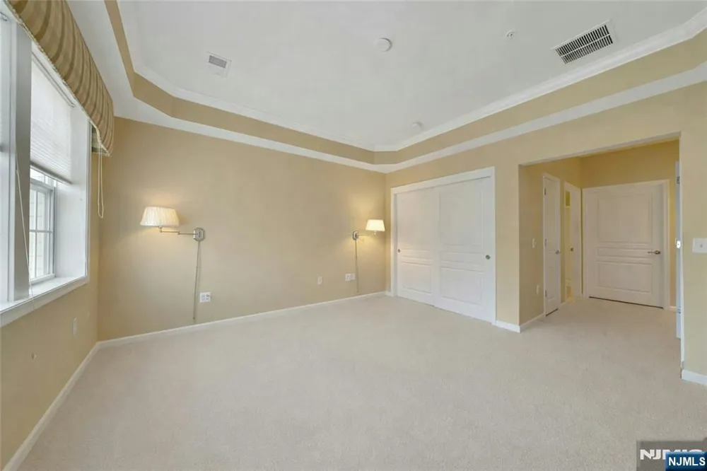 2202 Warrens Way Wanaque, NJ 07465
