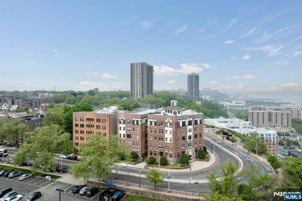 7435 Boulevard 309 North Bergen, NJ 07047