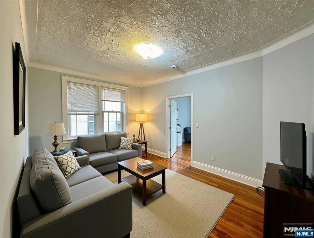 7435 Boulevard 309 North Bergen, NJ 07047