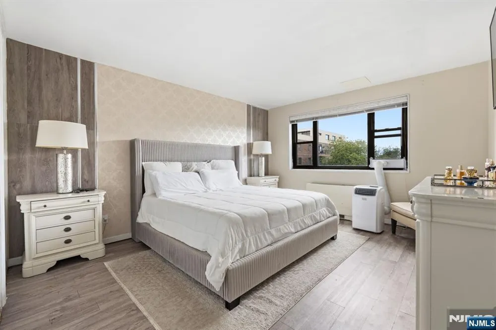 25 Grand Avenue 6E Hackensack, NJ 07601