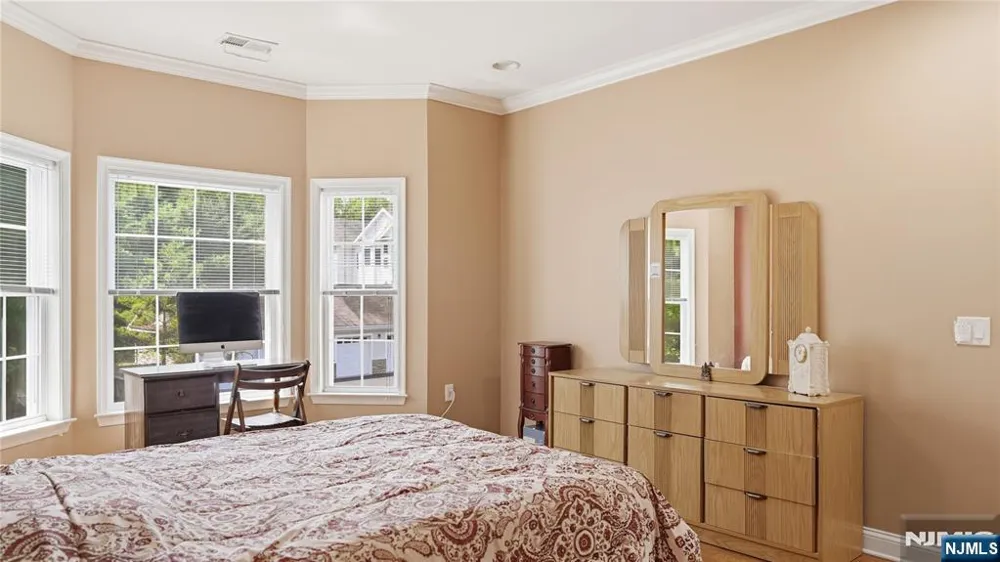 5215 Falston Circle 5215 Old Bridge, NJ 08857
