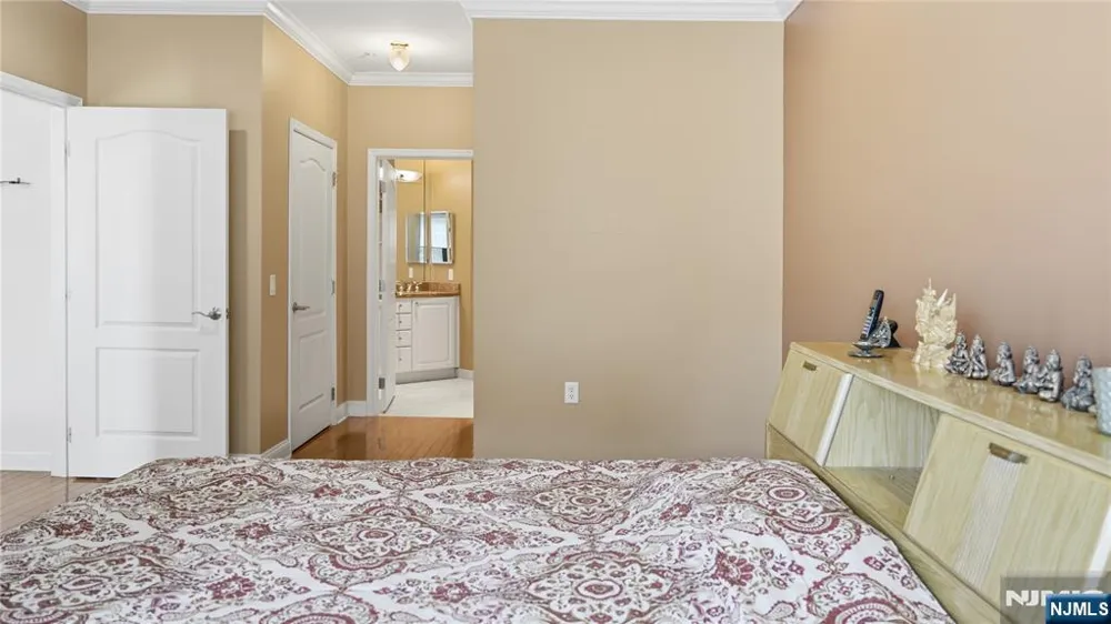 5215 Falston Circle 5215 Old Bridge, NJ 08857