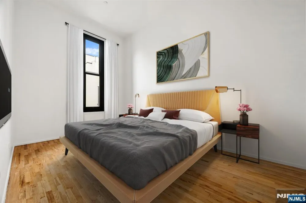 518 Gregory Avenue A-425 Weehawken, NJ 07086