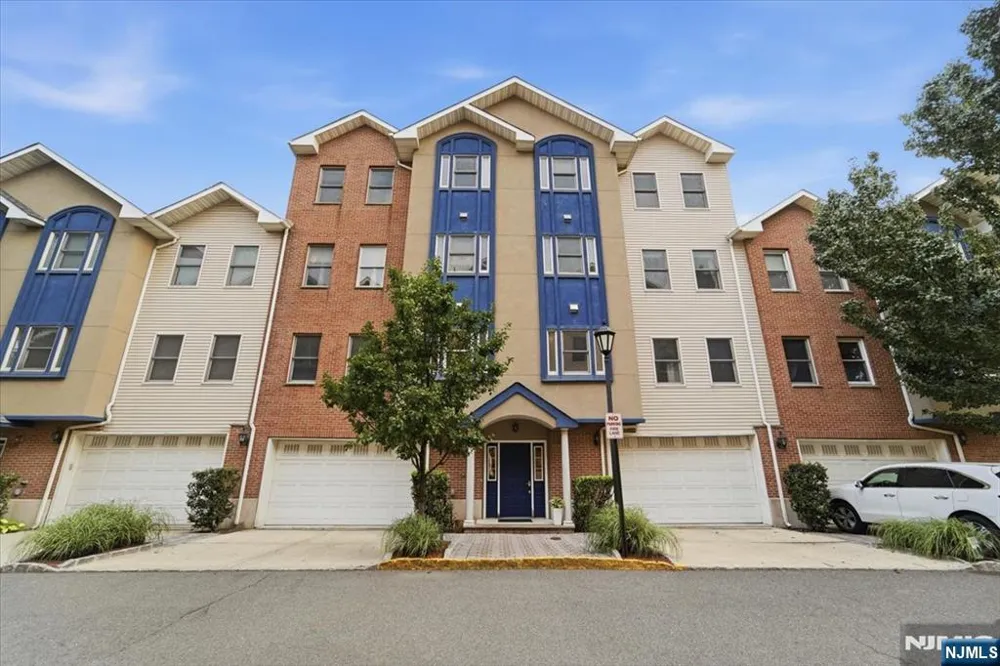 620 38th Street 205 Union City, NJ 07087