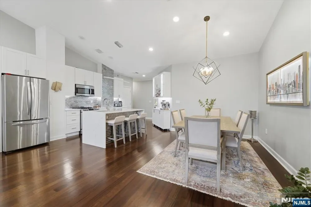 620 38th Street 205 Union City, NJ 07087