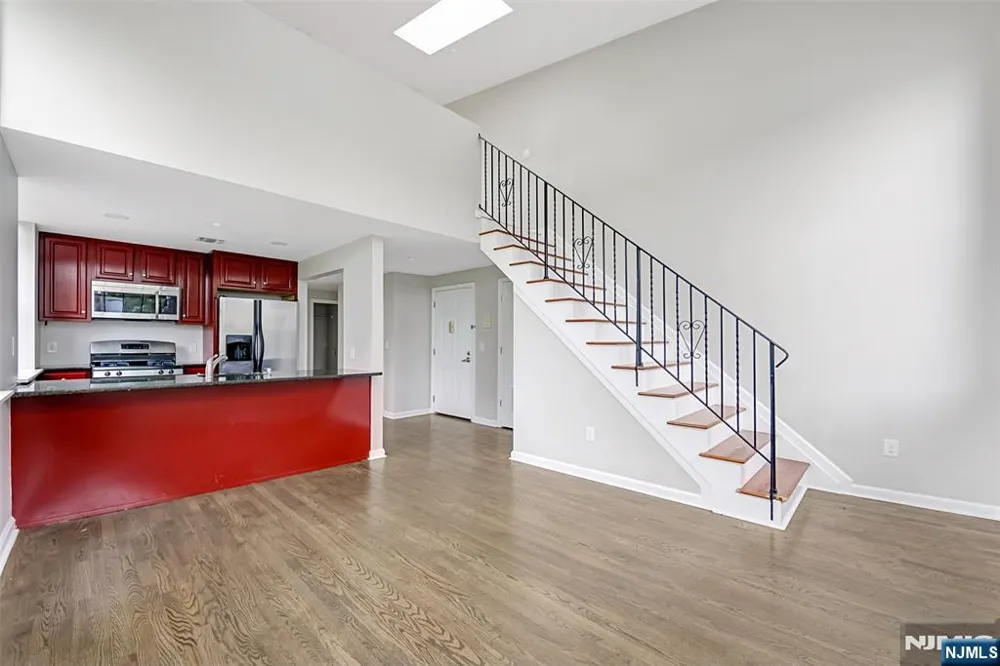105 -111 Marion Street 18 Paterson, NJ 07522