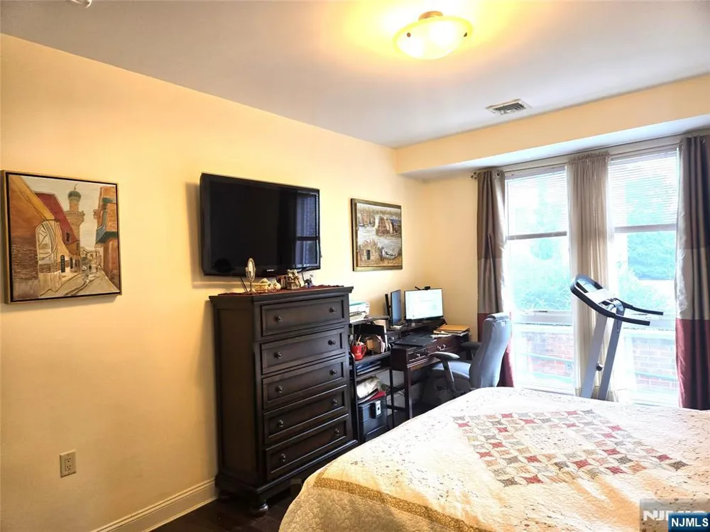 255 Laird Avenue 2 Cliffside Park, NJ 07010