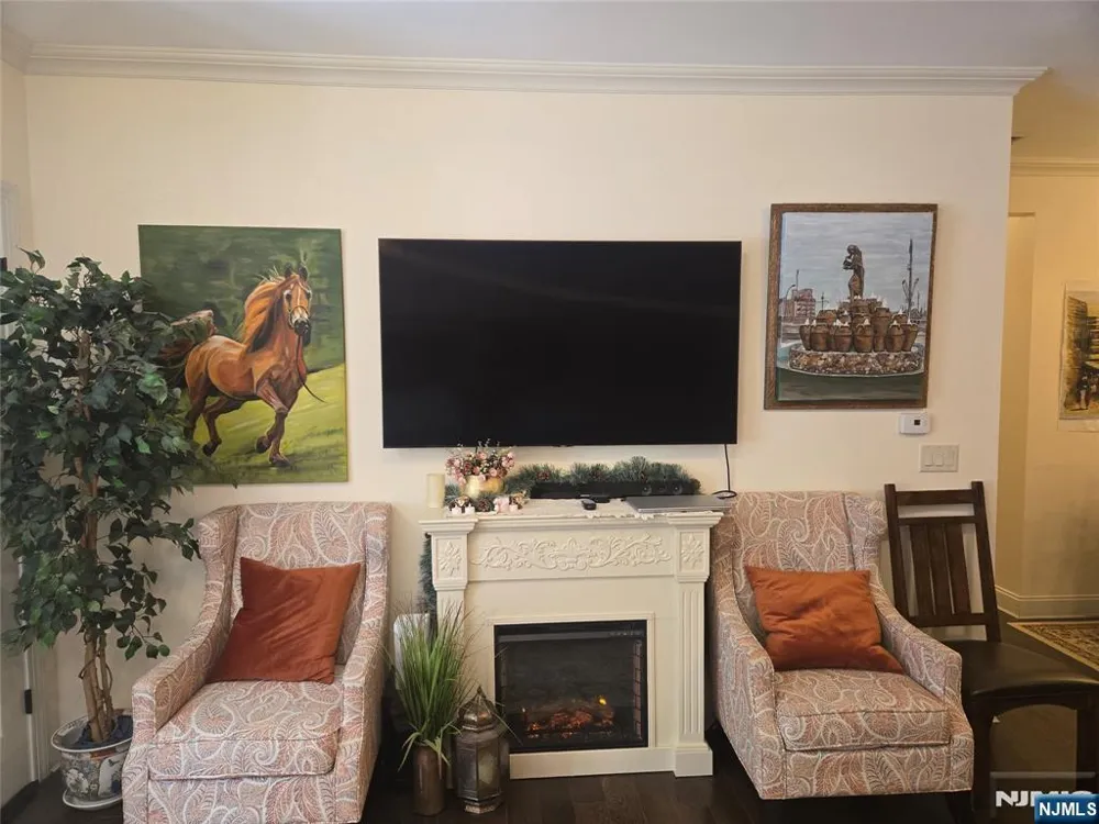 255 Laird Avenue 2 Cliffside Park, NJ 07010