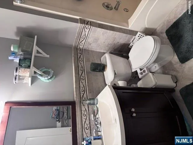 312 Brittany Drive Wayne, NJ 07470