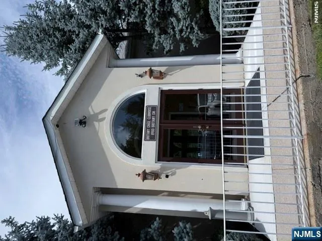 312 Brittany Drive Wayne, NJ 07470
