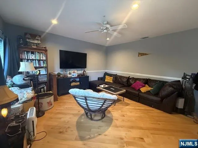 312 Brittany Drive Wayne, NJ 07470